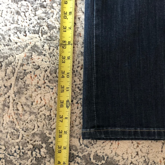 Vera Wang Jeans - Picture 9 of 10